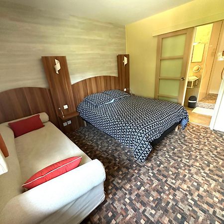 Hotel Roc Land Les Portes du Coglais Ngoại thất bức ảnh